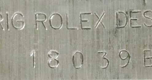 18039
